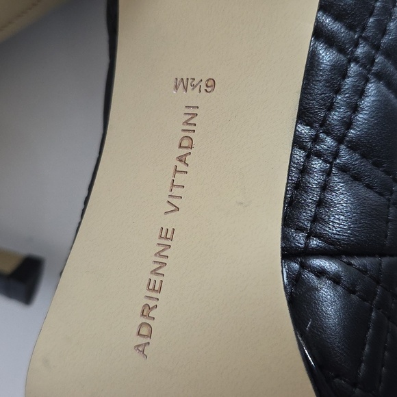 Adrienne Vittadini Black Leather Upper Shoes. Size 6 1/2 Medium. - Picture 7 of 10